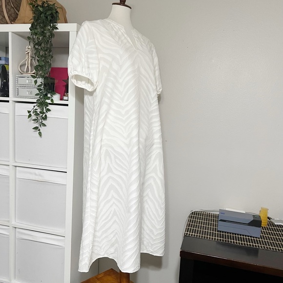 Lafayette 148 New York Ida Dress In Refined Italian Zebra Jacquard - Picture 4 of 12